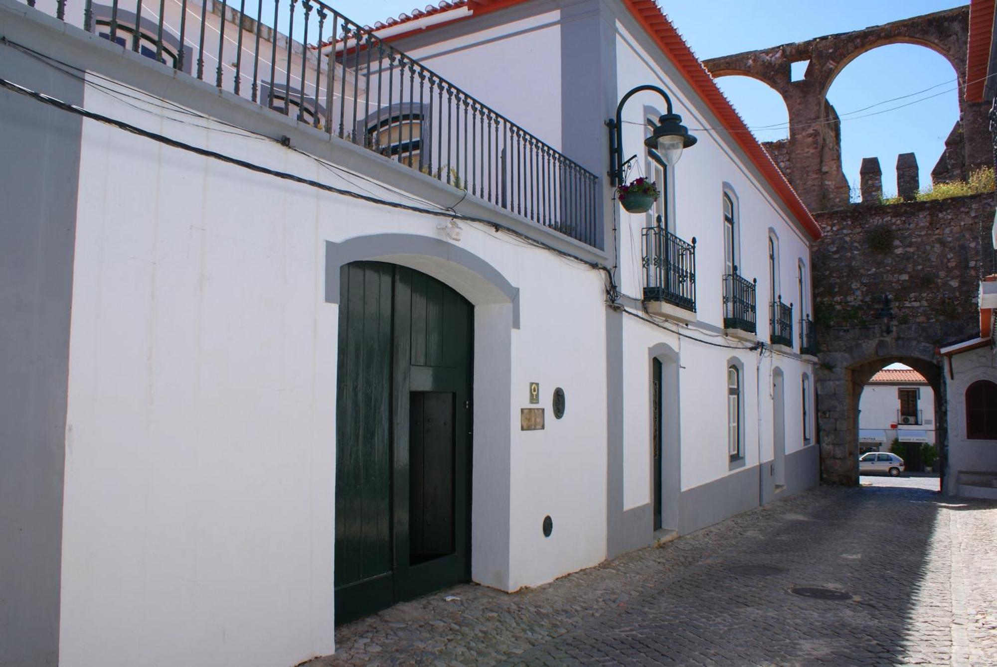 Casa Da Muralha De سيربا المظهر الخارجي الصورة